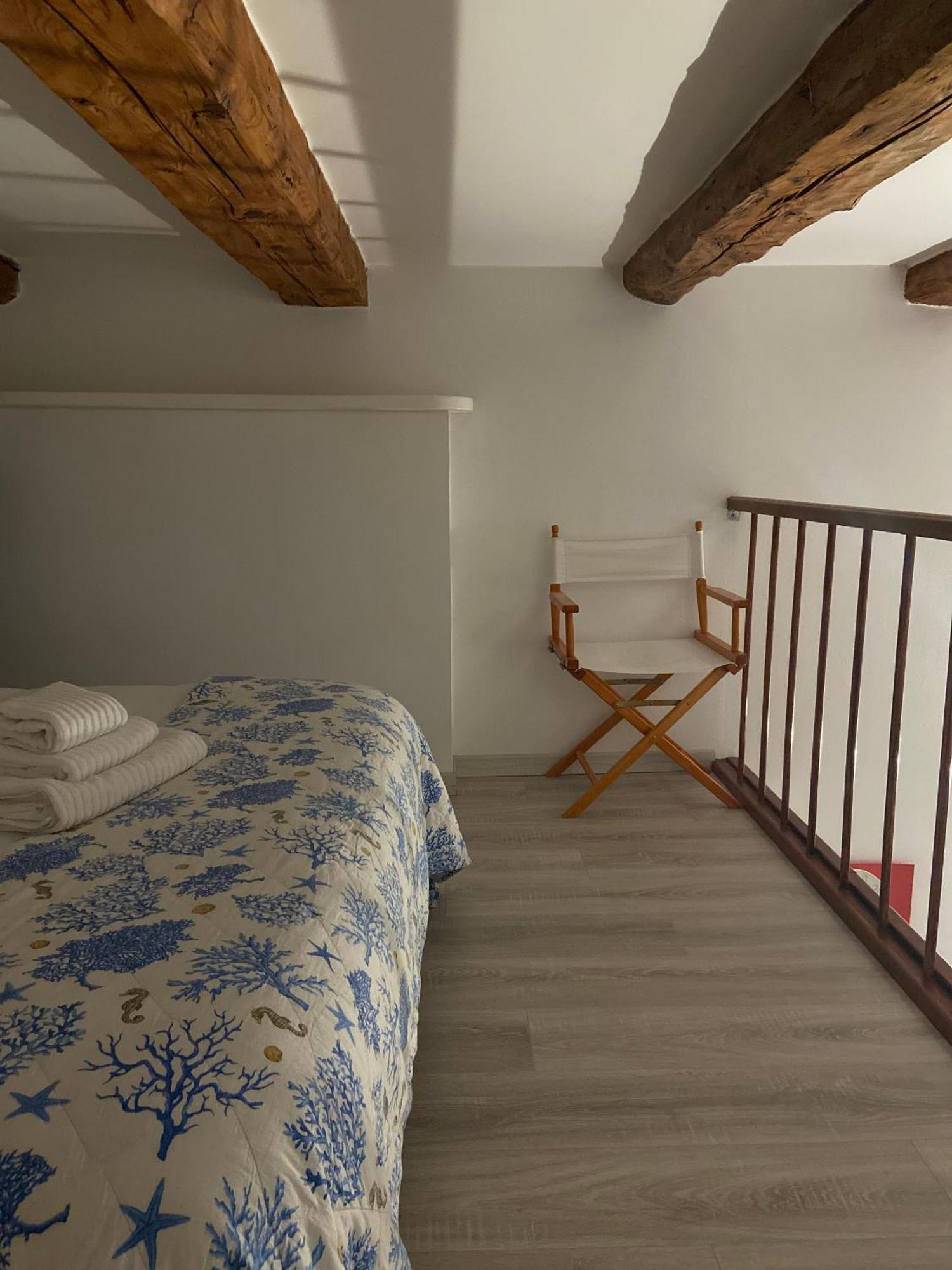 Mantellini 2B Appartement Domodossola Buitenkant foto